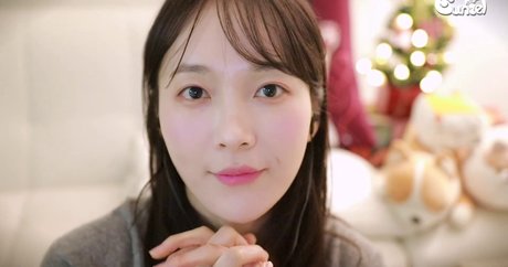 Eunzel ASMR high quality actress photo