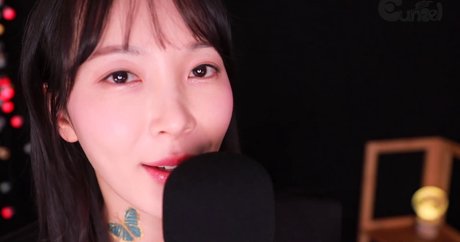 Eunzel ASMR star sexy picture