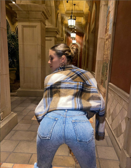 mikahl estrella porno xxx foto