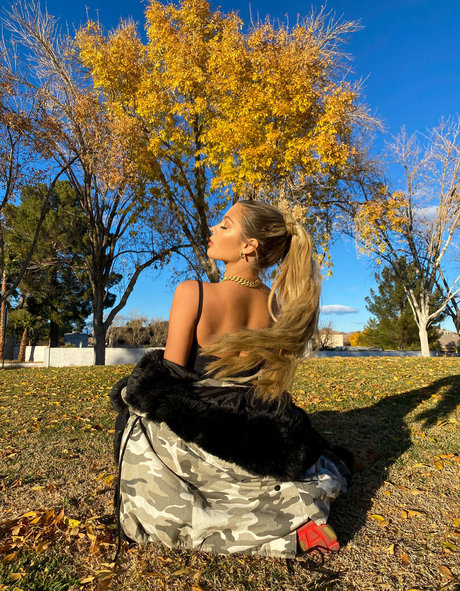 asian tattoos onlyfans perfect pic