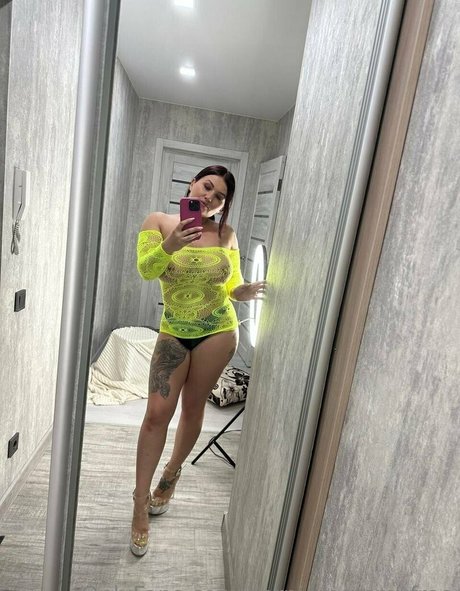 taya bliss modelo desnudo foto