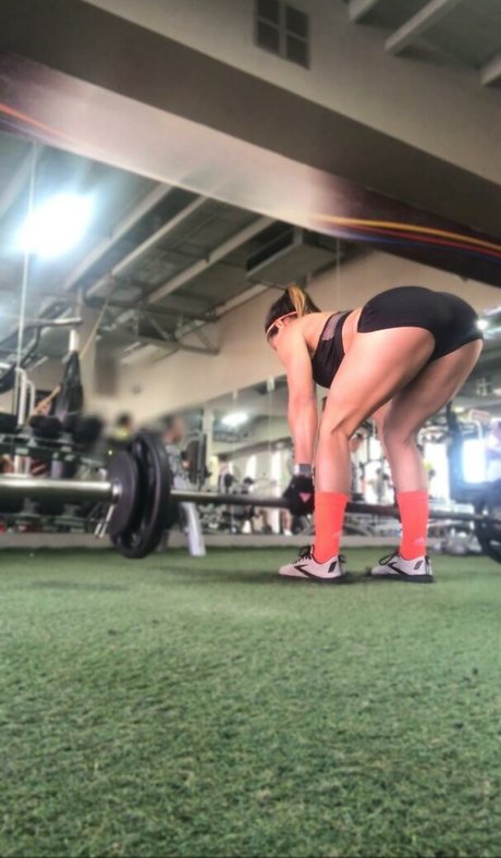 Sara Miller jolie étoile galerie