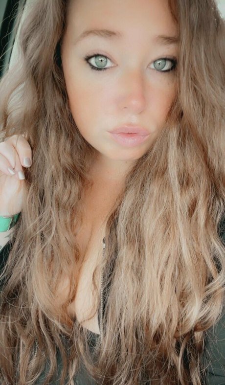 Ivy Mia actriz porno galería