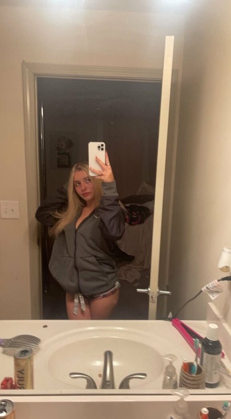 Ivy Jade star erotic photos