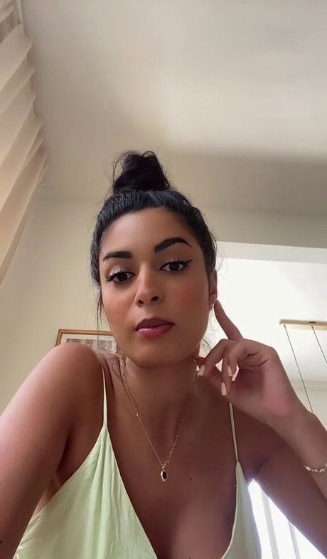 Shirin Azami sexo estrella imágenes