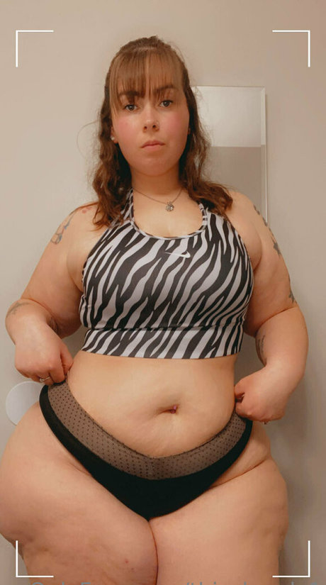 Thicckandy1 estrella bonita archivo