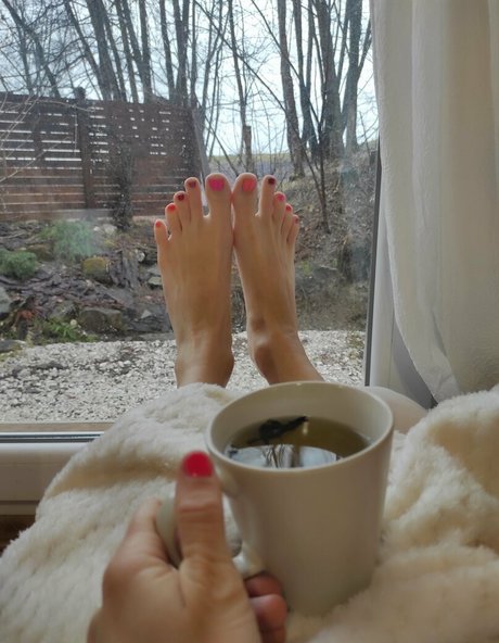 footjobsqueen estrella porno hermosa galería