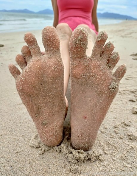 footjobsqueen hermosa actriz galería