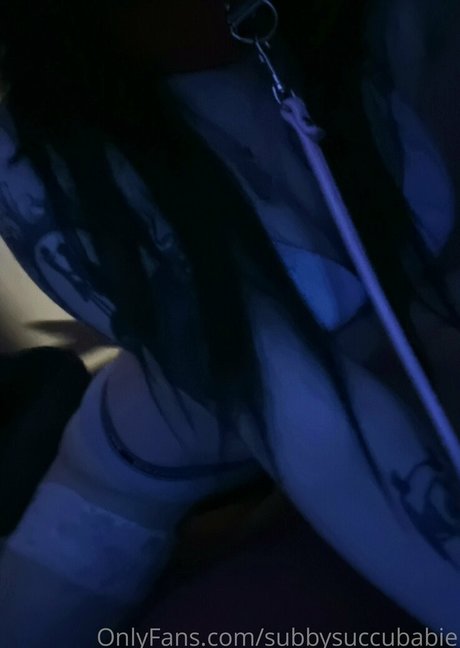 Onlyfans bajo el agua arriba gratis imágenes