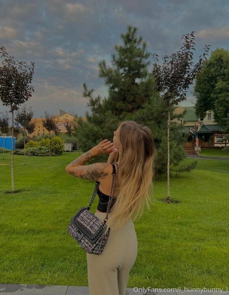 l hunnybunny l estrella porno desnuda foto