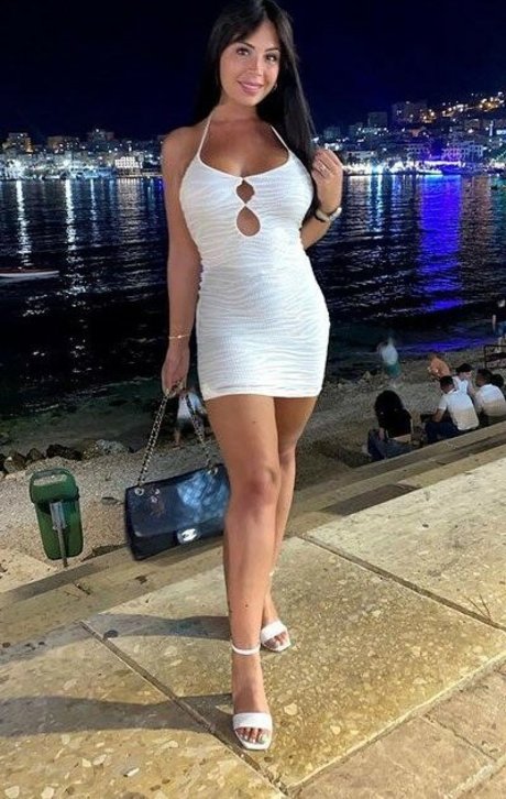 Silvia Iorio pornstar nude pics