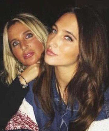 Maeva D Ascanio actrice sexy collection