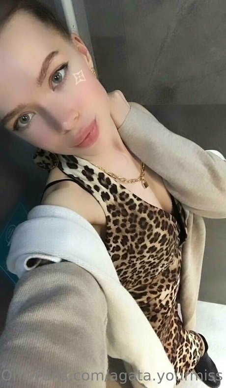 agata yourmiss star du porno adulte images