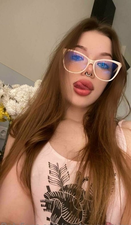 agata yourmiss star du porno nue photos