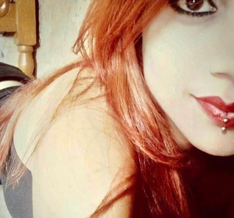 Deborah Milano star du porno de haute qualité photo