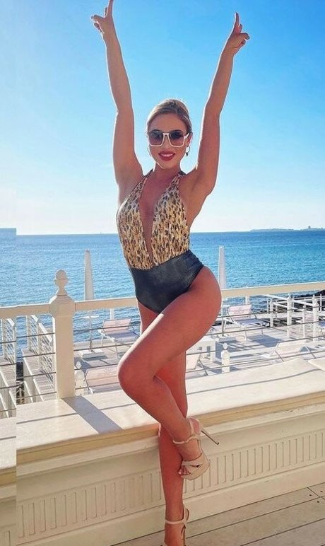 Tanya The Cat étoile sexy photos