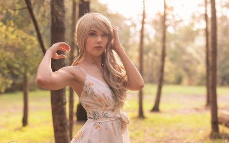 LuckyBonez modèle porno images