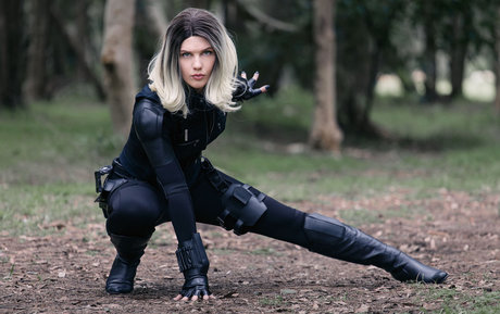 LuckyBonez modelo desnudos galerías