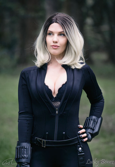 LuckyBonez xxx étoile images