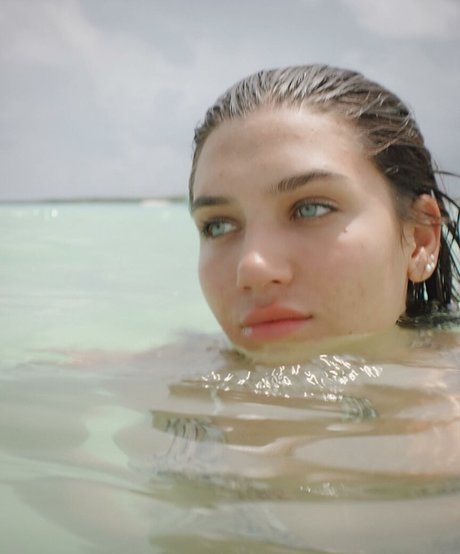 Madison Lewis sexe star du porno des photos