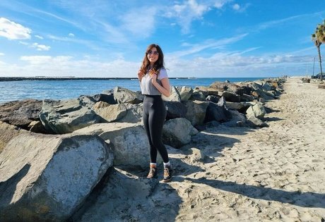 OnlyFans pour adolescentes pâles pornographique chaud img