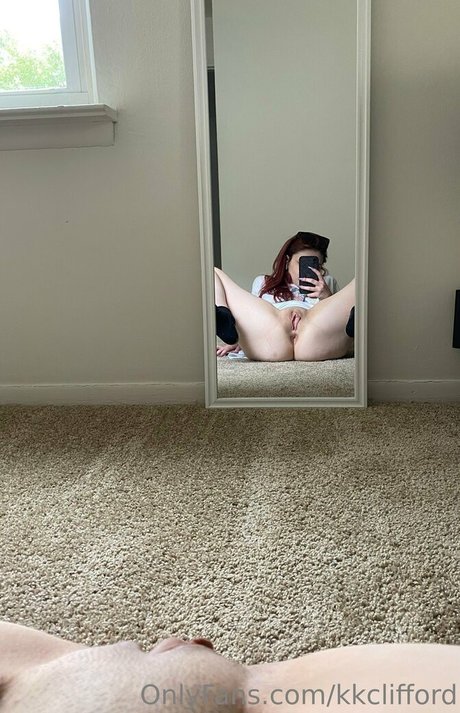 kkclifford modèle adulte galerie