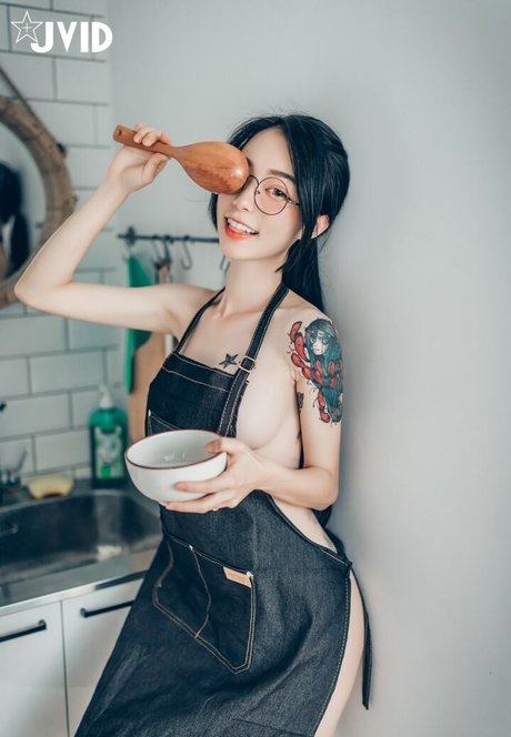 Tsai 919 actriz atractiva galerías