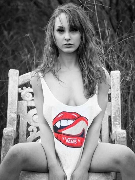 Kepitasecrett model pictures