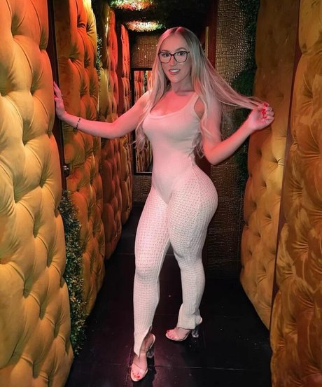 Brogan Small modelo xxx archivo