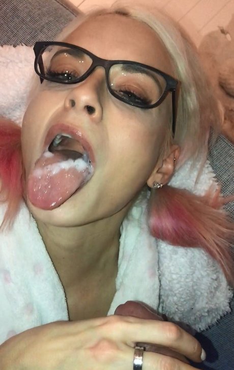 Mia Julia Brueckner modelo perfecto imágenes