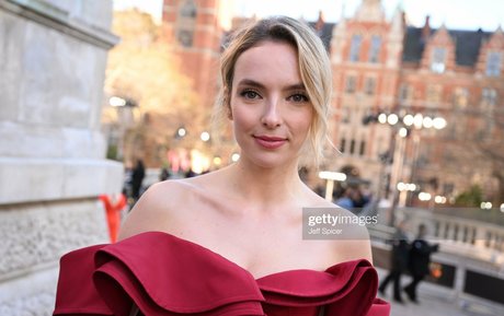 Jodie Comer art modèle collection