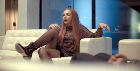 Jodie Comer buen modelo recopilación