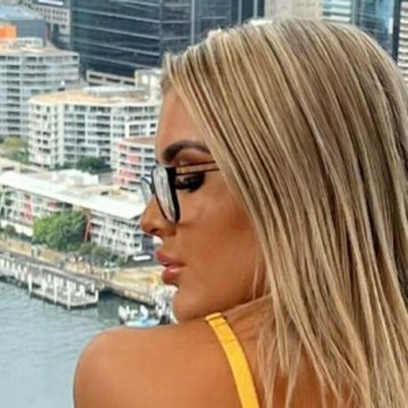 twerkariana estrella porno desnuda imagen