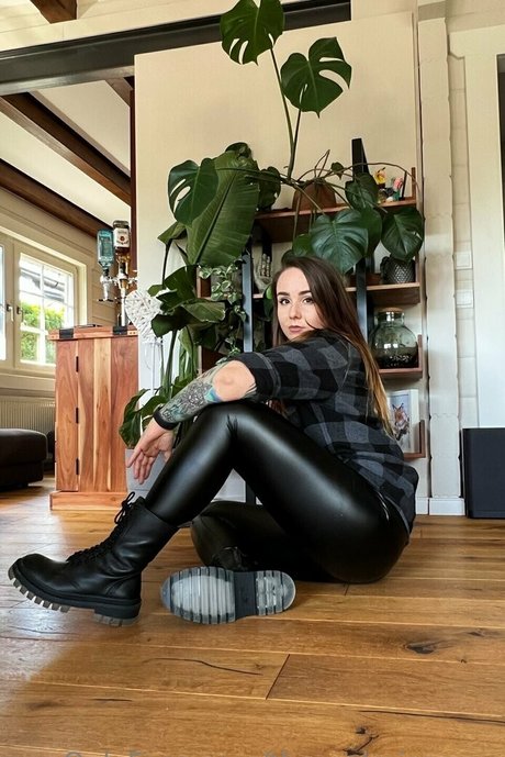 Missrage estrella porno erótica imagen