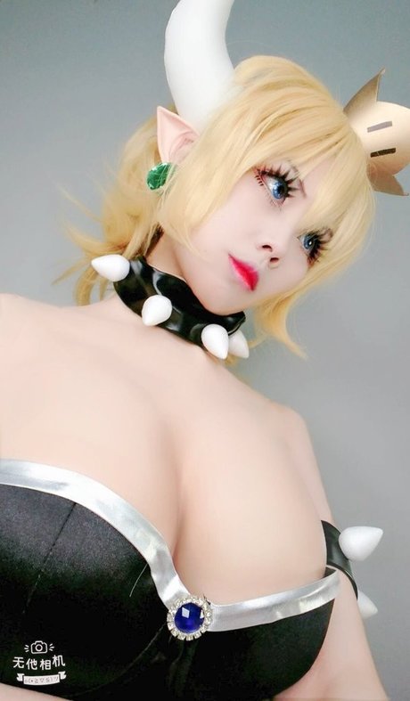 Kaya Huang mannequin image