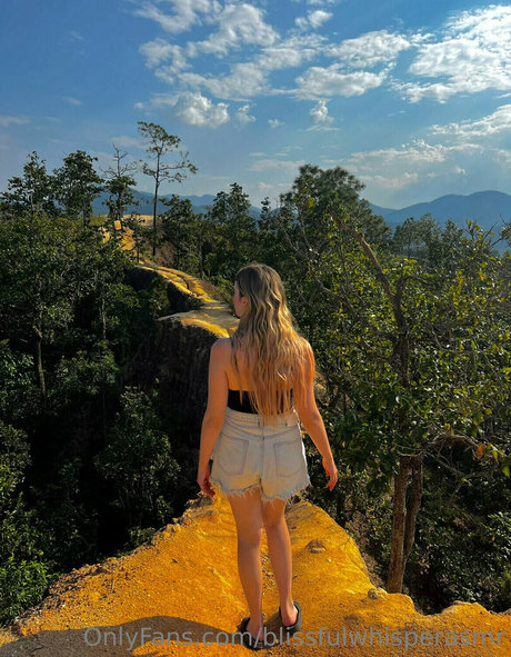 Blissful Whisper ASMR étoile gratuite images