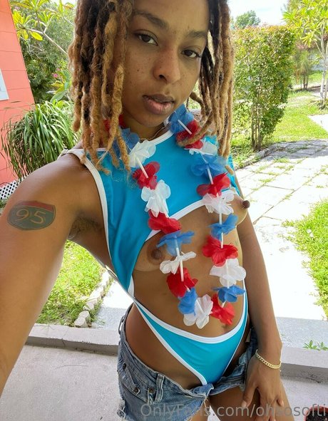 ohsosofti actriz libre archivo