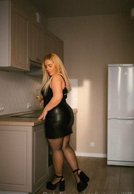 balls onlyfans erotic pic