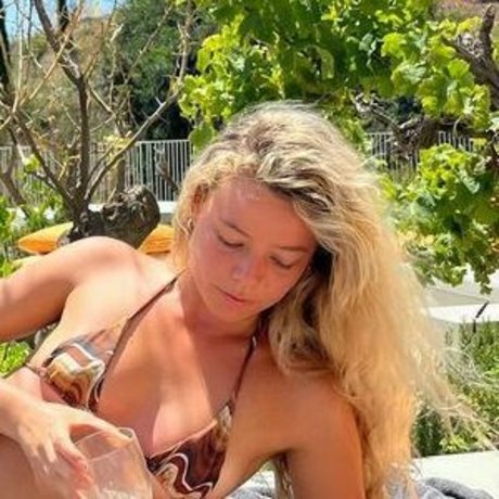 Alba Reche bonita modelo galerías