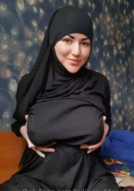 kylienextdoor69 modèle xxx archive