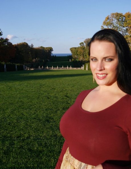 Kinsey Osborn desnudos estrella galería