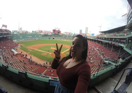 Kinsey Osborn estrella libre galerías