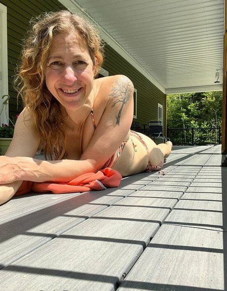 longtoesally stormy star pornographique galerie