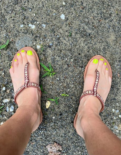 longtoesally stormy sexe star images