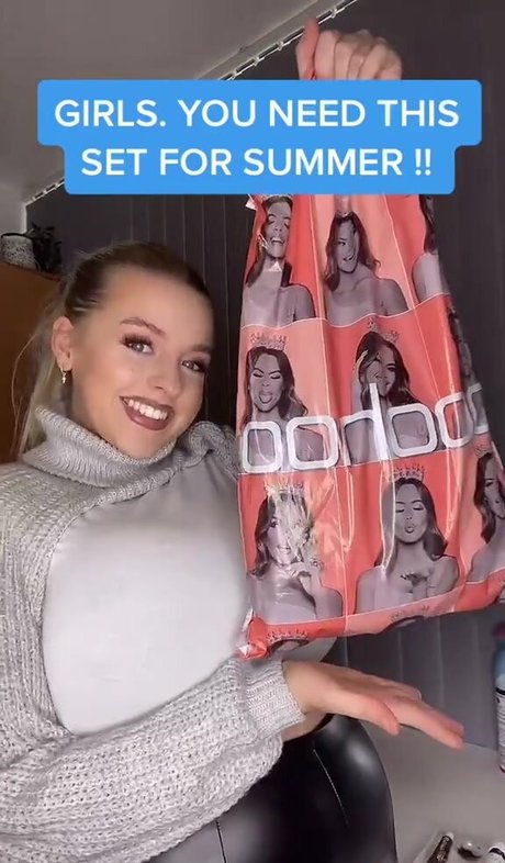 Amber Rose Brightman star du porno gratuit photos