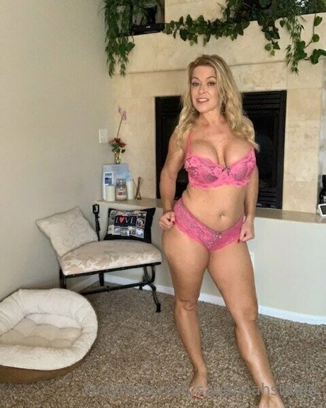 savannahsteele étoile chaude collection