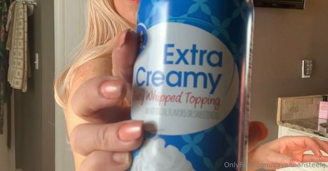 savannahsteele modèle hd image