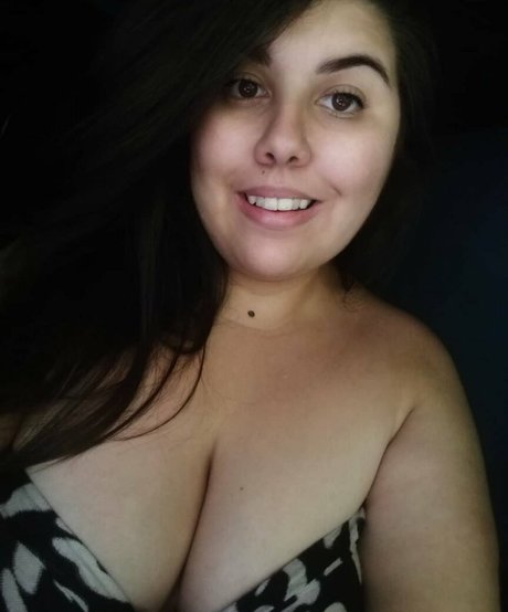 Bianca Novaes pretty star image