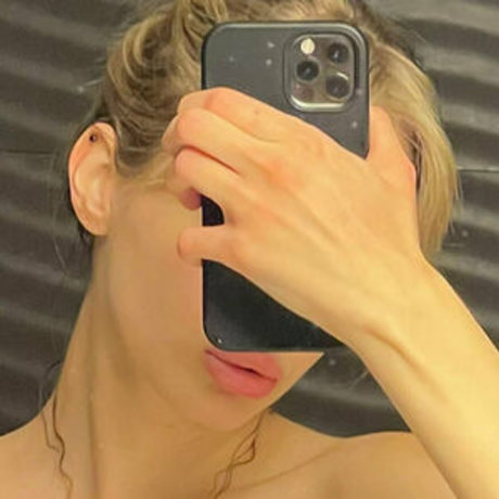 uanochi vip actriz libre foto