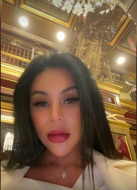 tsfoxyanastasia estrella adulta imagen